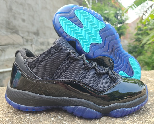 Air Jordan 11 Retro Low Gamma Blue - Click Image to Close